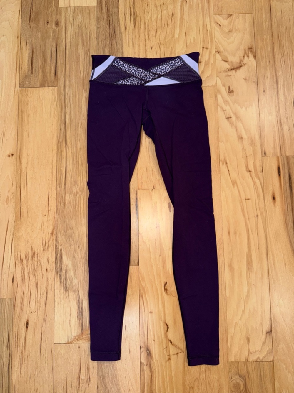 Lululemon purple leggings